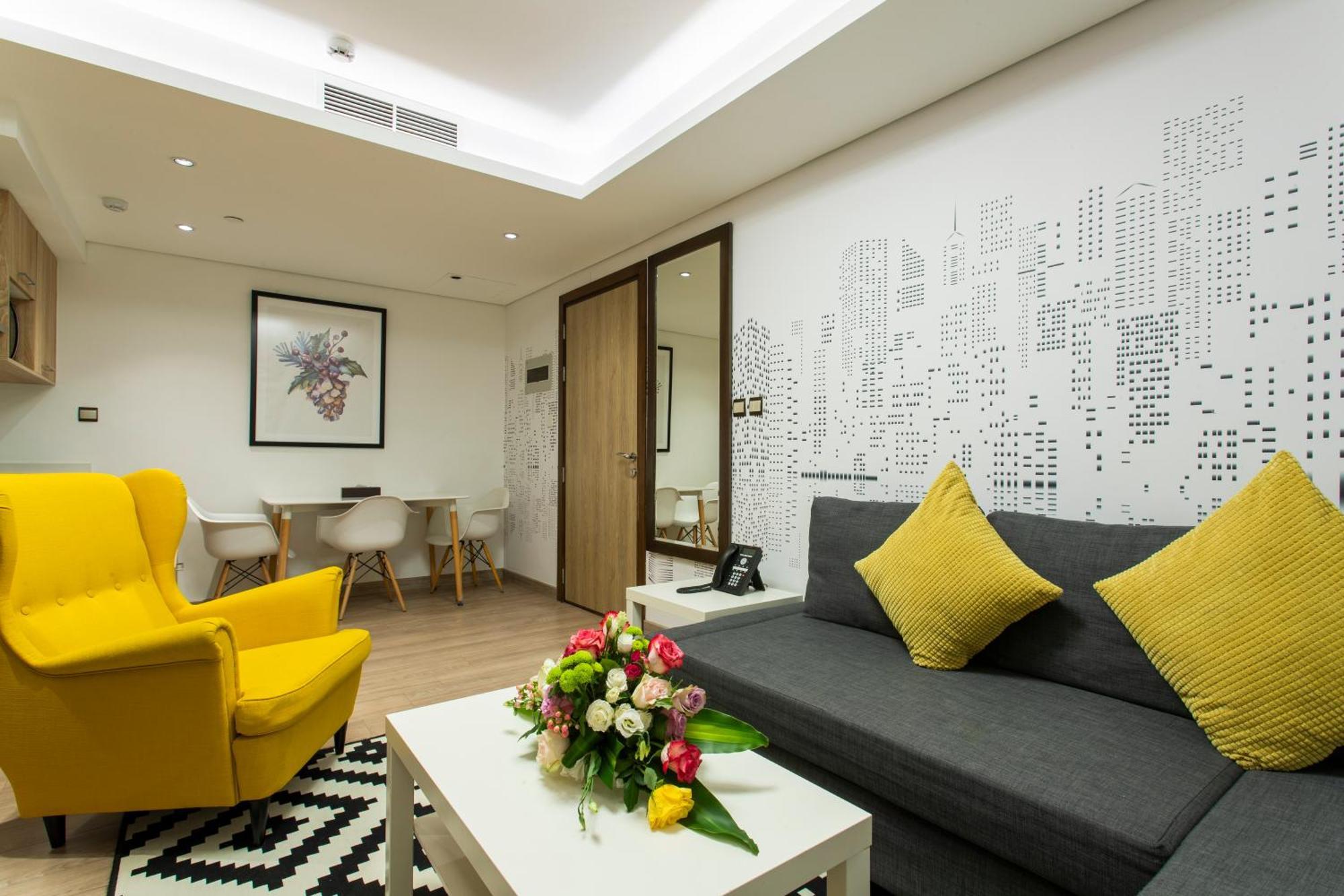 Cindyan Serviced Apartments 알크호바르 외부 사진